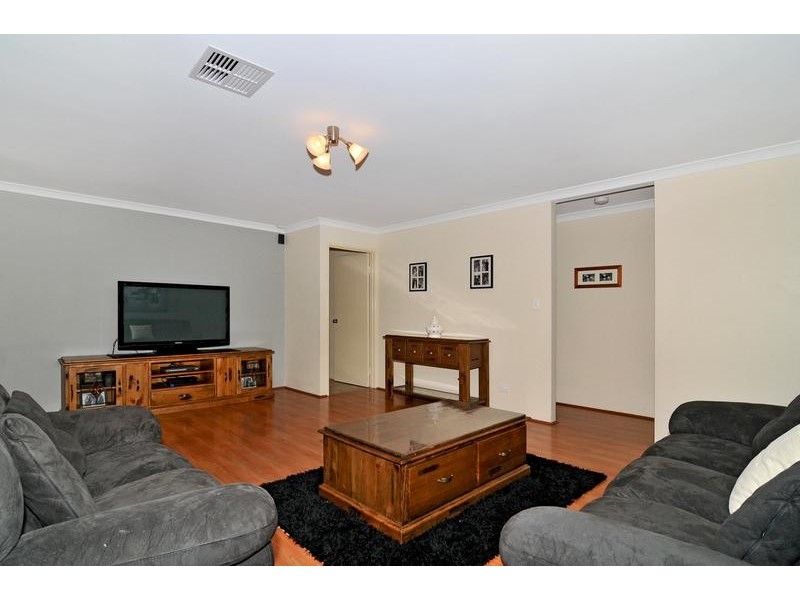 3 Argyle Fairway, Lakelands WA 6180