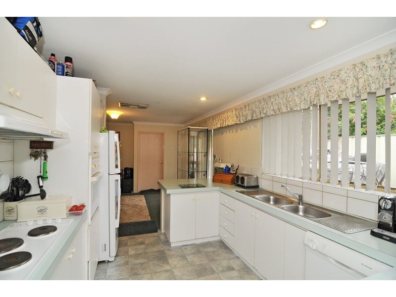 29A Mercedes Avenue, Falcon WA 6210