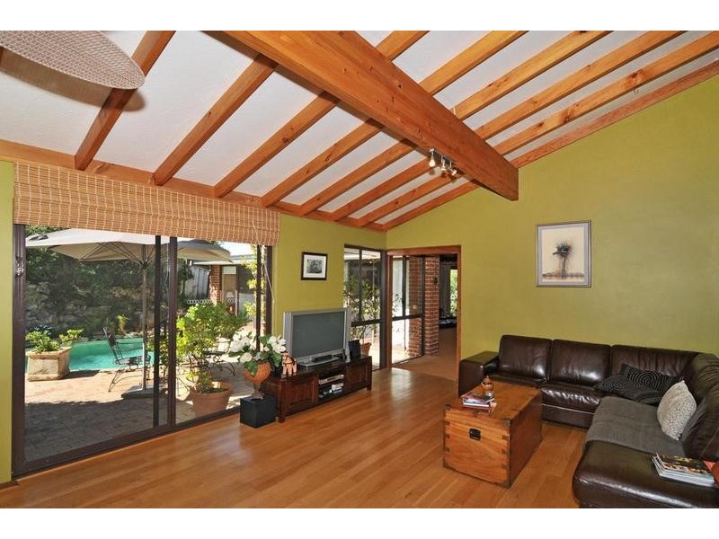 44 Shayne Street, Halls Head WA 6210