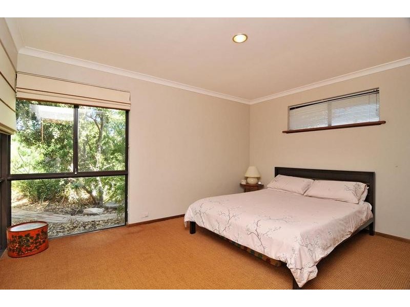44 Shayne Street, Halls Head WA 6210