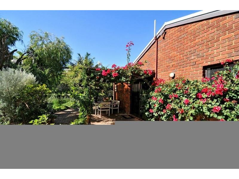 44 Shayne Street, Halls Head WA 6210