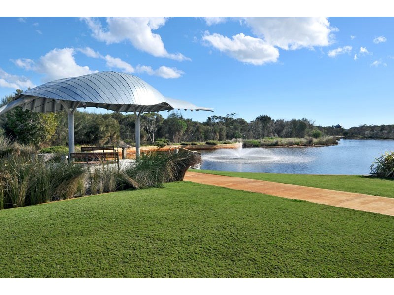 127 Darwin Tce, Dudley Park WA 6210