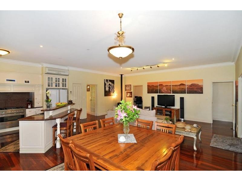 74 Victoria Circle, Greenfields WA 6210