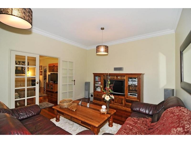 74 Victoria Circle, Greenfields WA 6210