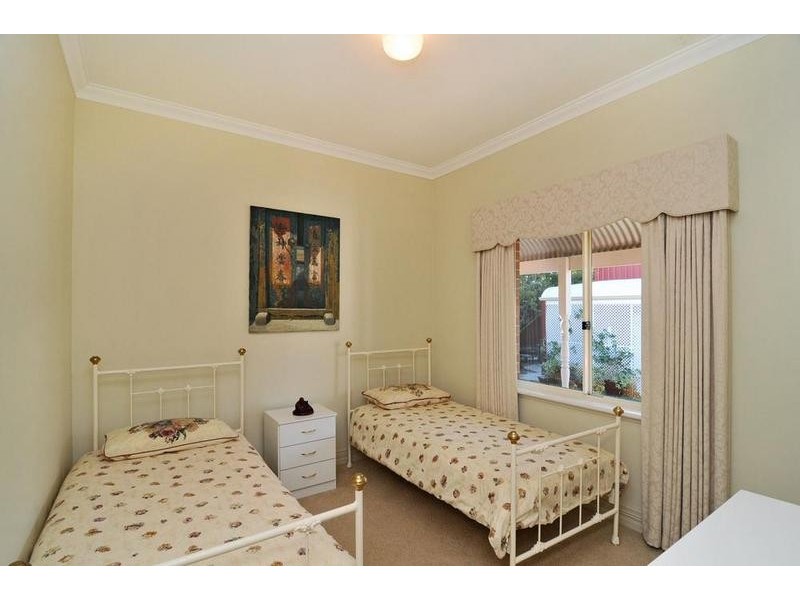 74 Victoria Circle, Greenfields WA 6210