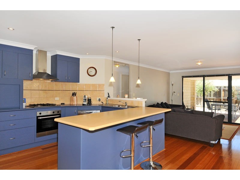 5 Onslow Court, Erskine WA 6210