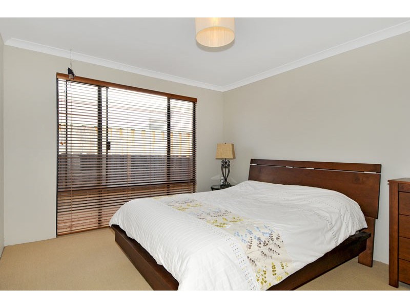 5 Onslow Court, Erskine WA 6210