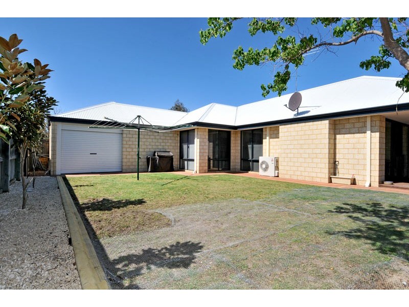 5 Onslow Court, Erskine WA 6210