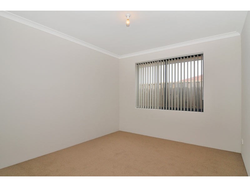 65 Carissa Turn, Halls Head WA 6210