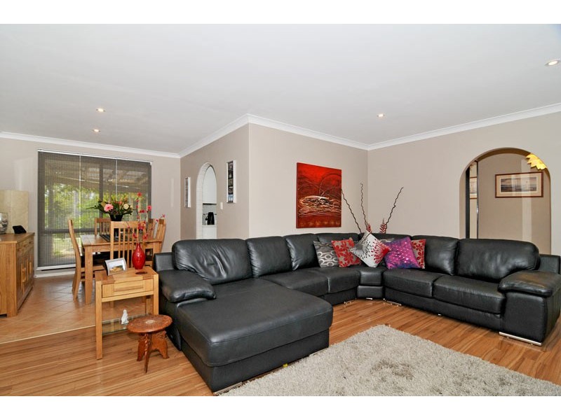 3 Napier Close, Halls Head WA 6210