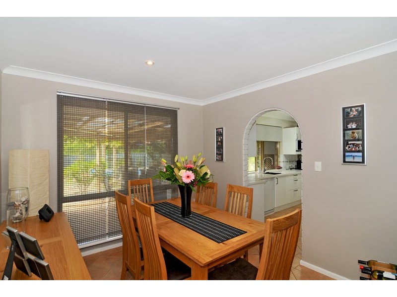 3 Napier Close, Halls Head WA 6210