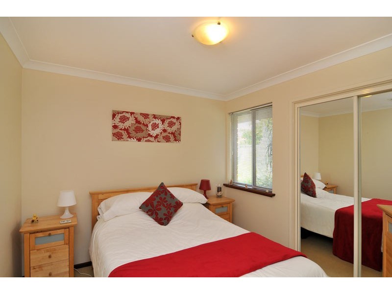 3 Napier Close, Halls Head WA 6210