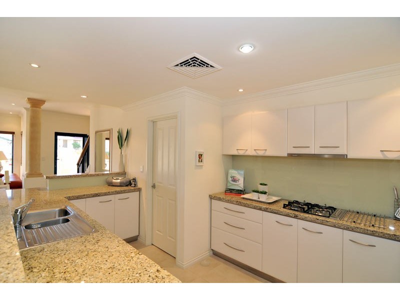 6/10 Winjan Place, Dudley Park WA 6210