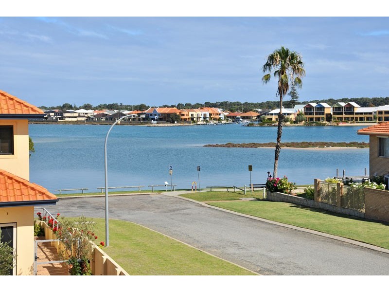 6/10 Winjan Place, Dudley Park WA 6210