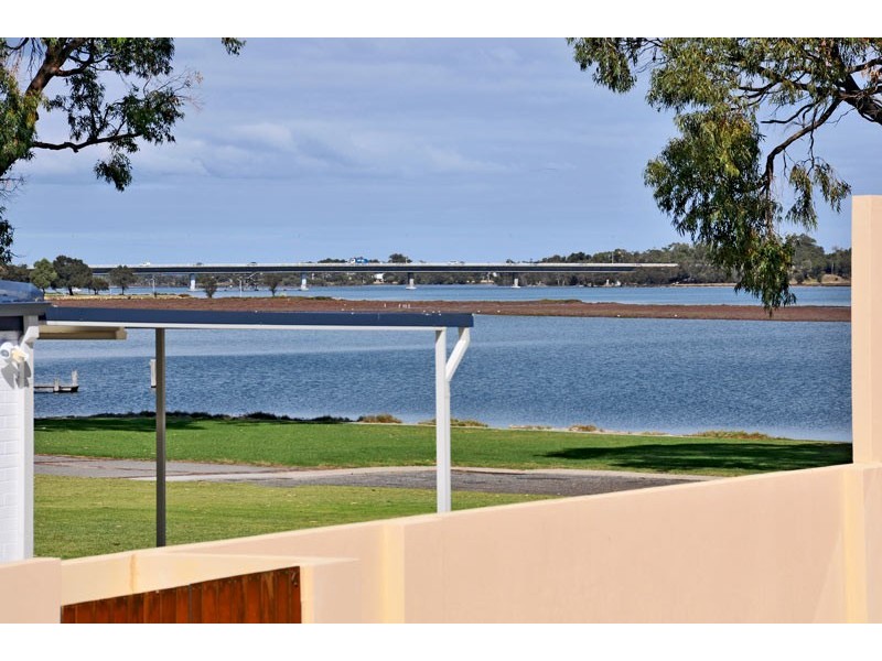 6/10 Winjan Place, Dudley Park WA 6210