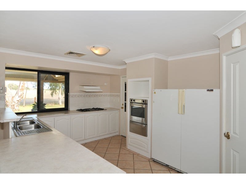72 Cheyne Court, Pinjarra WA 6208