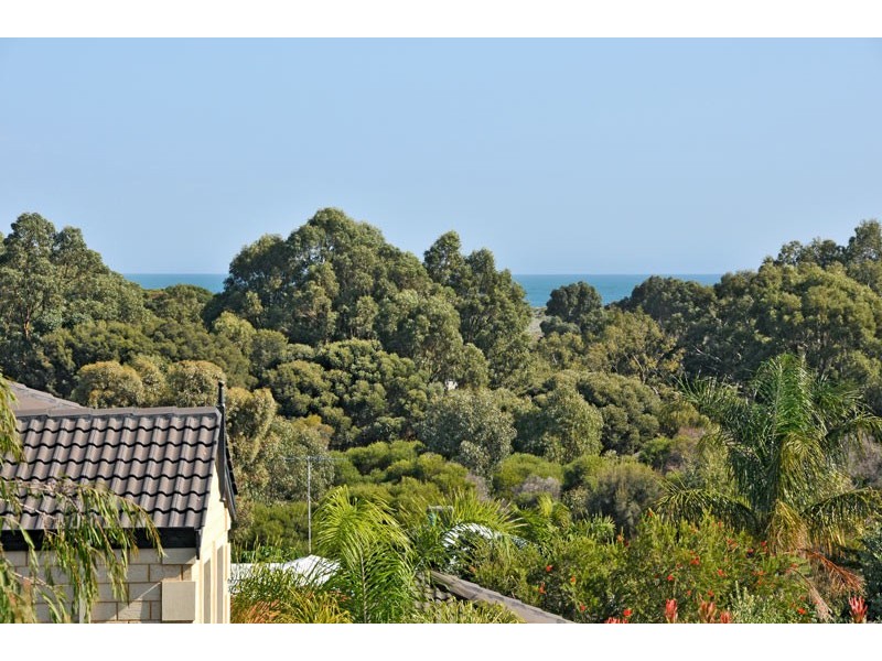 7 Kestrel Close, Halls Head WA 6210