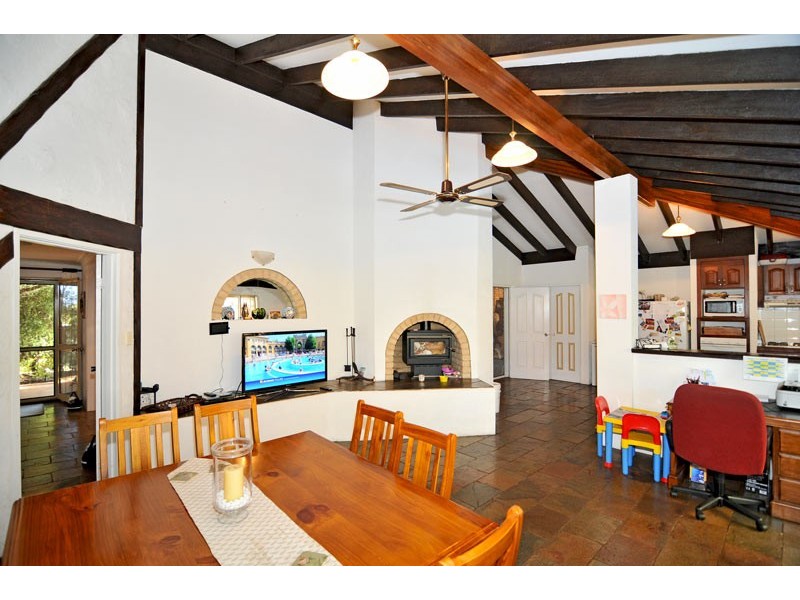 7 Kestrel Close, Halls Head WA 6210