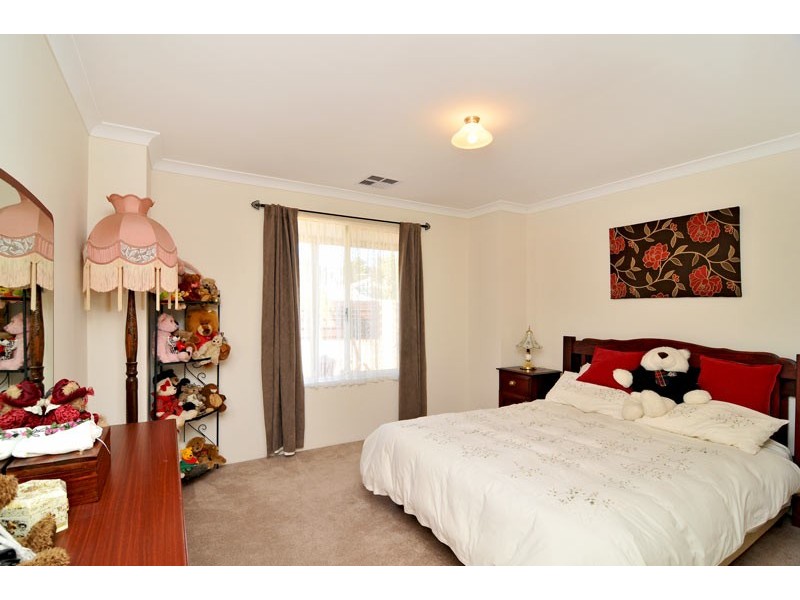 1 Blue Wren Gardens, Coodanup WA 6210