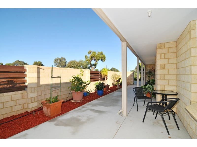 1 Blue Wren Gardens, Coodanup WA 6210