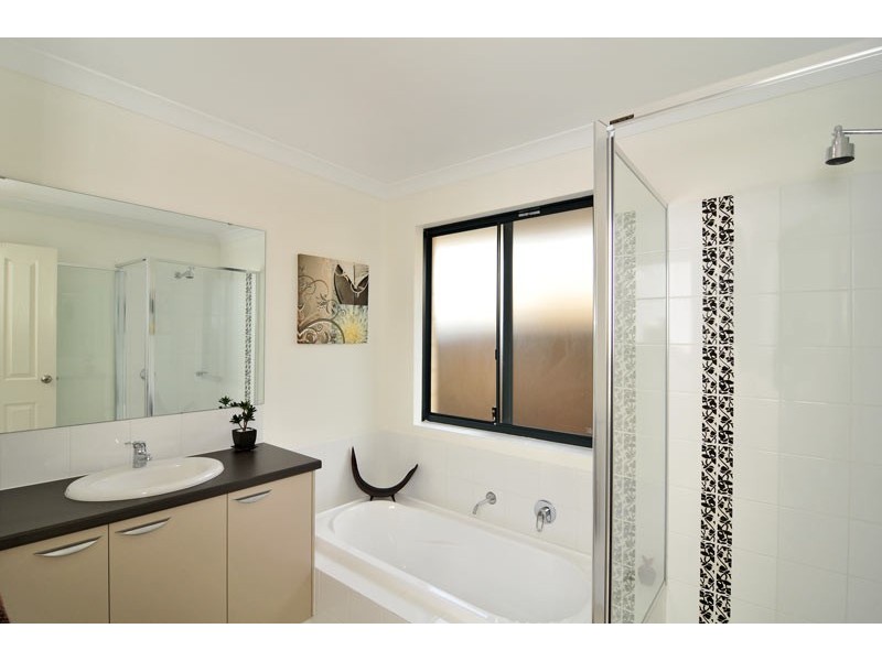 8 Pictum Way, Halls Head WA 6210