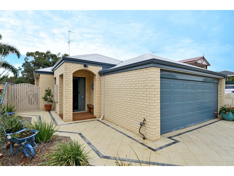94B Leighton Road, Halls Head WA 6210