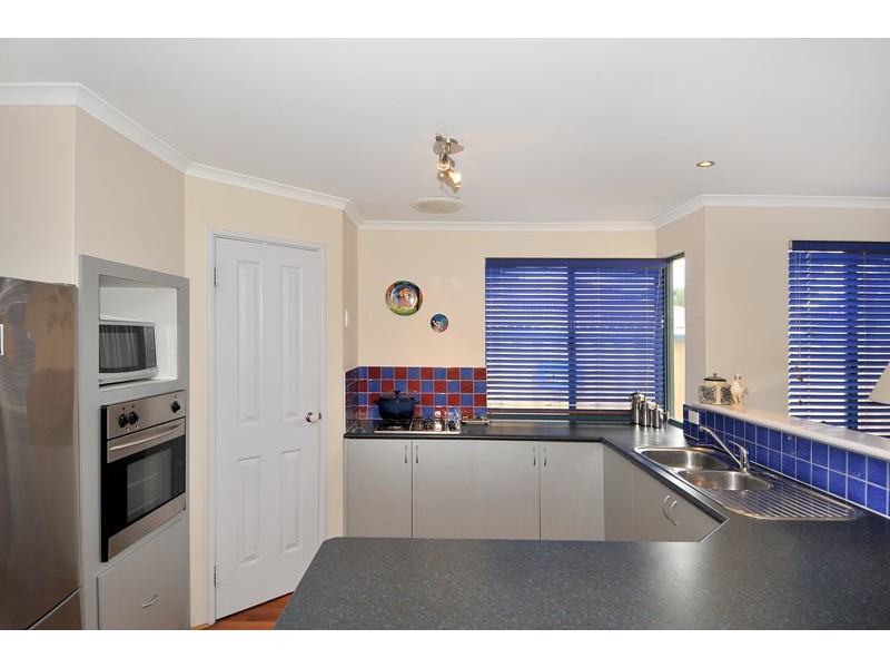 94B Leighton Road, Halls Head WA 6210