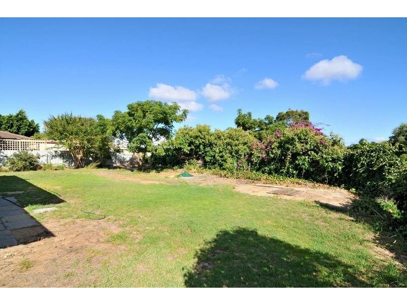 5 Blakeley Street, Mandurah WA 6210