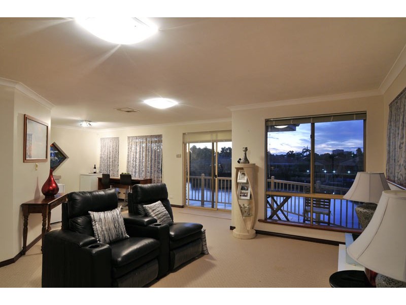 5 Donnelly Gardens, Dudley Park WA 6210