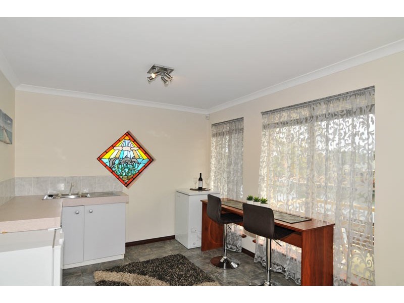 5 Donnelly Gardens, Dudley Park WA 6210