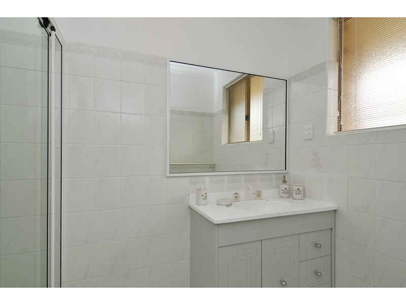 5 Donnelly Gardens, Dudley Park WA 6210