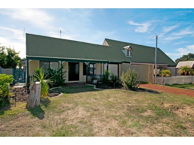 2/7 Glauert Road, Coodanup WA 6210