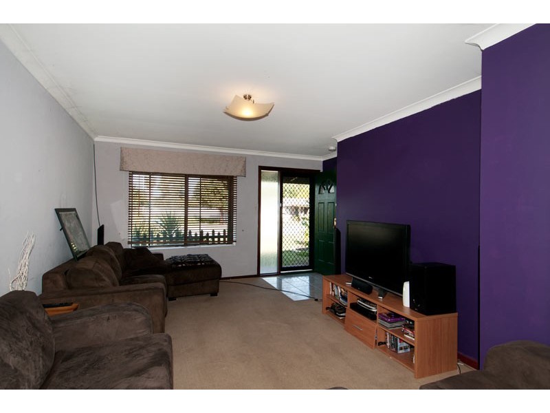 2/7 Glauert Road, Coodanup WA 6210