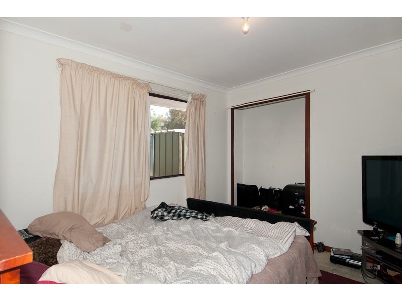 2/7 Glauert Road, Coodanup WA 6210