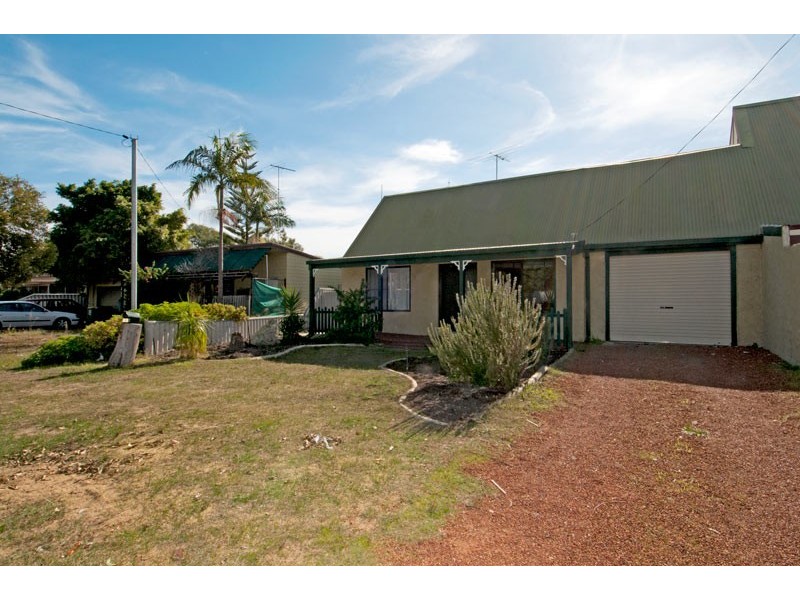 2/7 Glauert Road, Coodanup WA 6210
