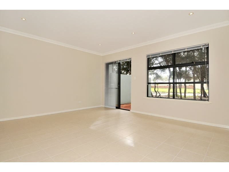 16/79 Sticks Boulevard, Erskine WA 6210