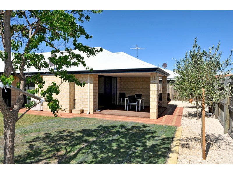 5 Onslow Court, Erskine WA 6210