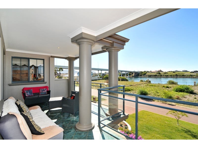 19 Moorburg Drive, Dawesville WA 6211