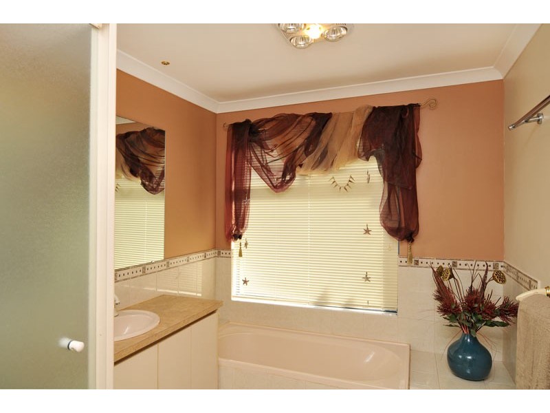 19 Moorburg Drive, Dawesville WA 6211