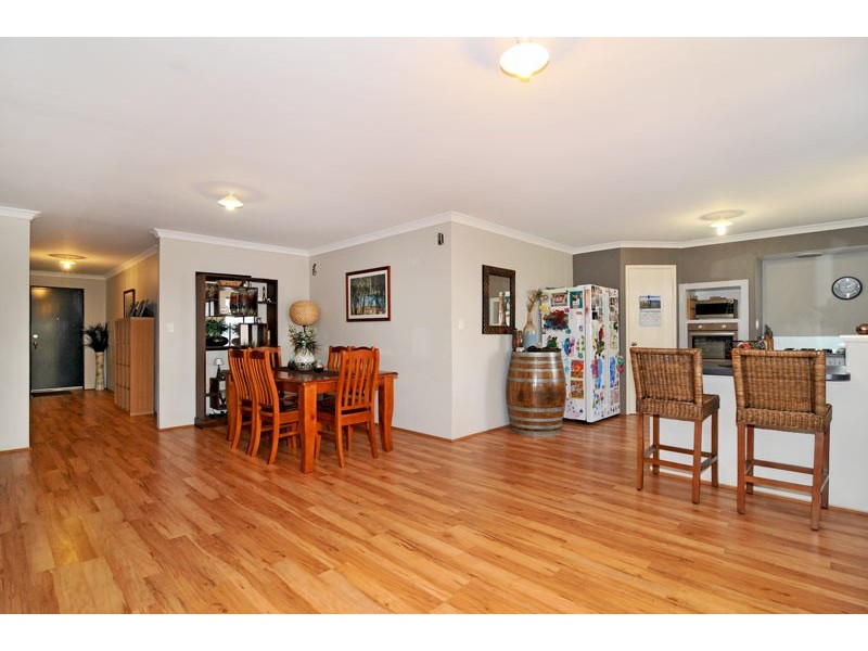 94 Oakleigh Drive, Erskine WA 6210
