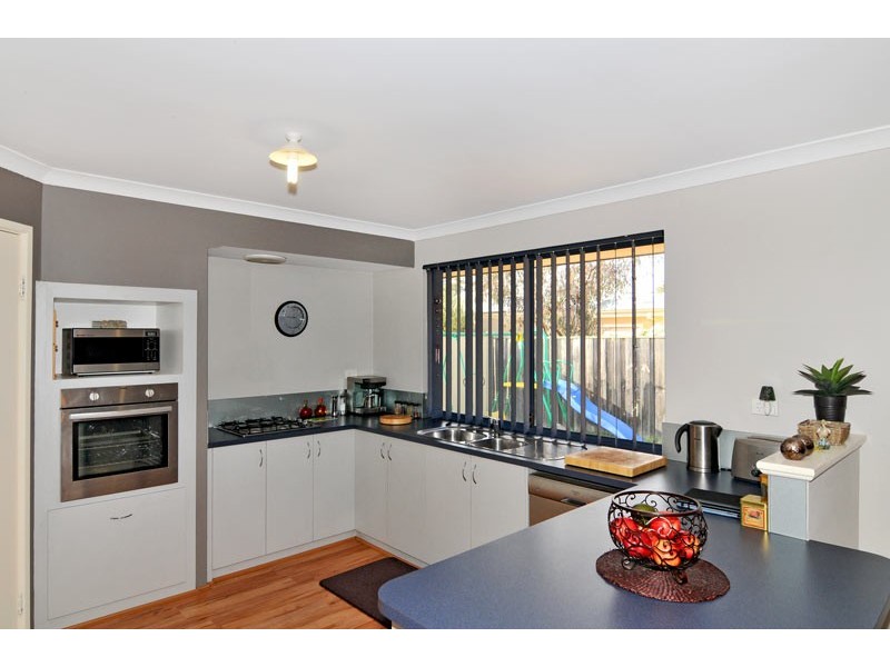 94 Oakleigh Drive, Erskine WA 6210