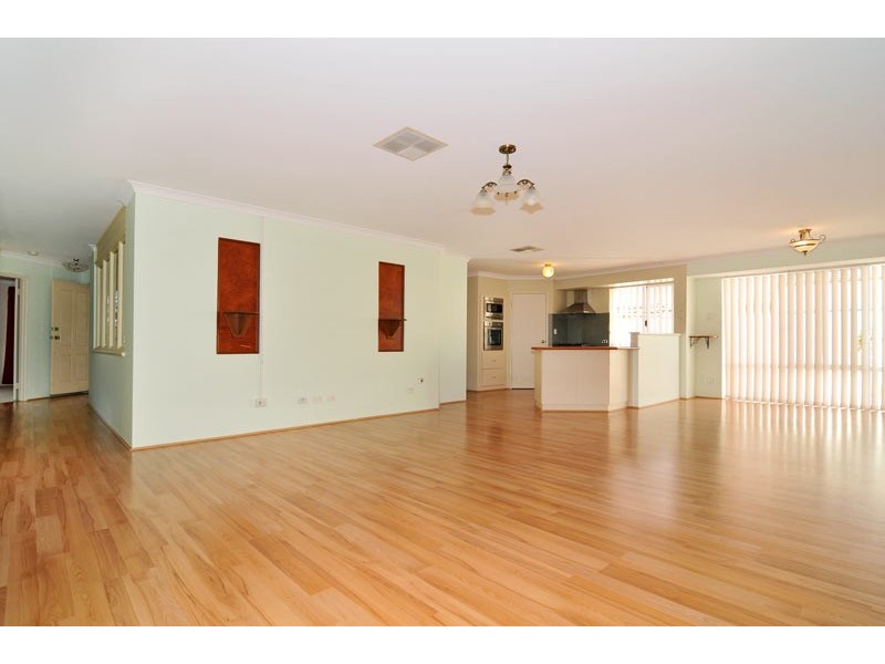 91 Pebble Beach Boulevard, Meadow Springs WA 6210
