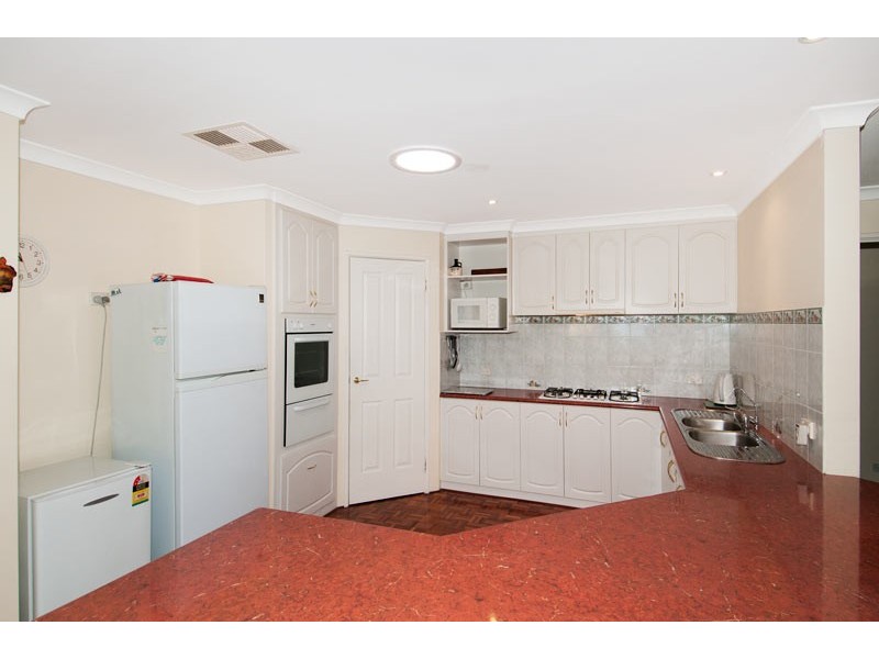 18 Eastlake Green, Meadow Springs WA 6210