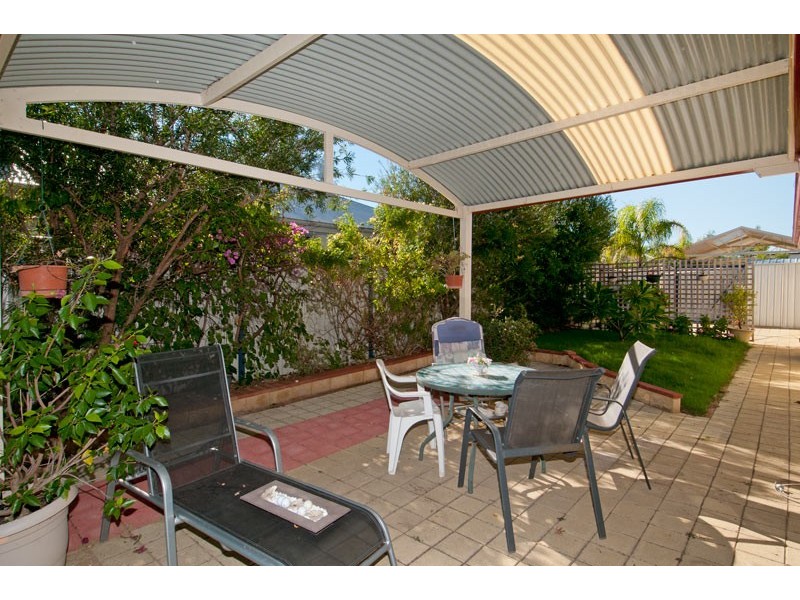 18 Eastlake Green, Meadow Springs WA 6210