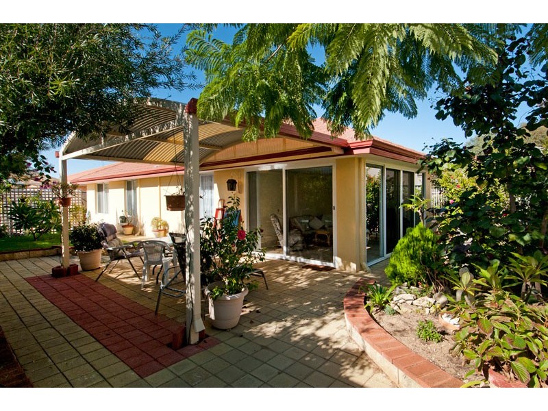 18 Eastlake Green, Meadow Springs WA 6210