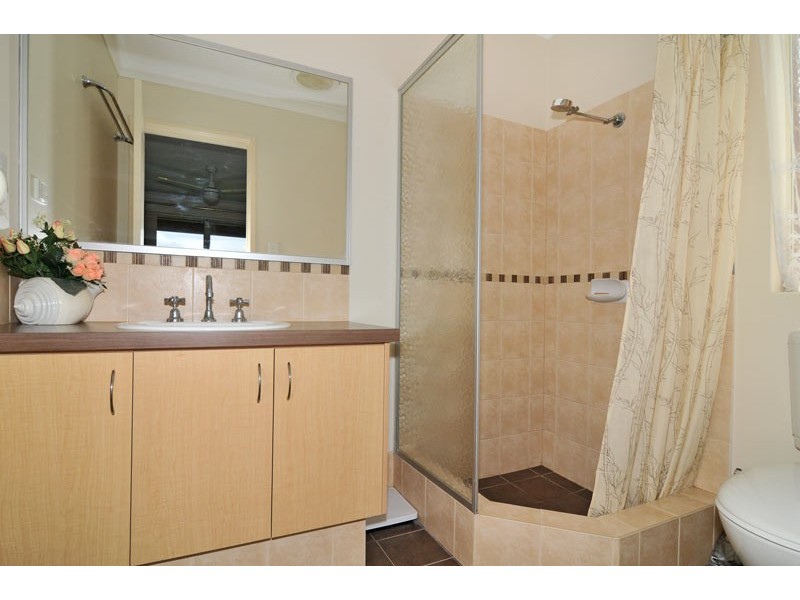 23 Warburton Trail, Lakelands WA 6180