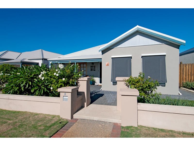 9 Pacifica Way, Dudley Park WA 6210