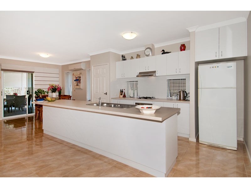 9 Pacifica Way, Dudley Park WA 6210