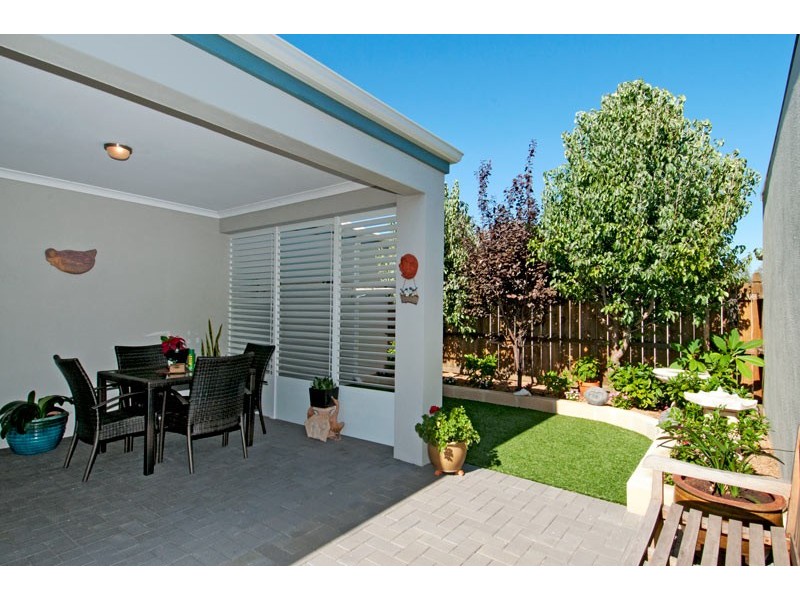 9 Pacifica Way, Dudley Park WA 6210