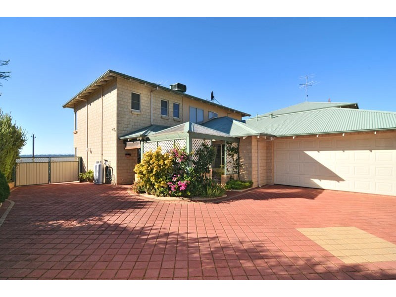 3 Avon Court, Dawesville WA 6211